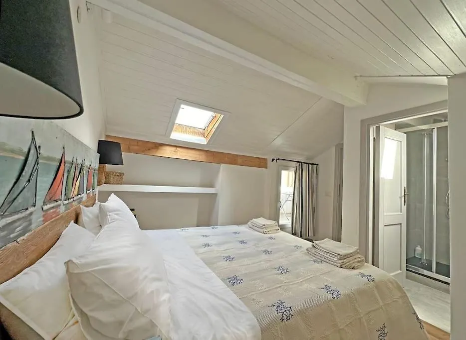 Mansard Ferret Charming House Alghero Centro 0*,