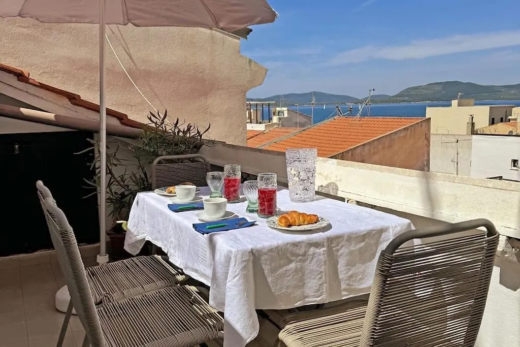 Apartment Mansard Ferret Charming House Alghero Centro